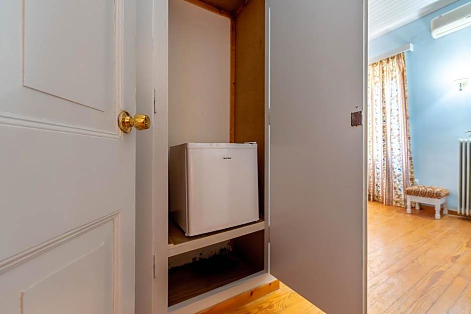 Archontiko Petrettini Boutique Hotel