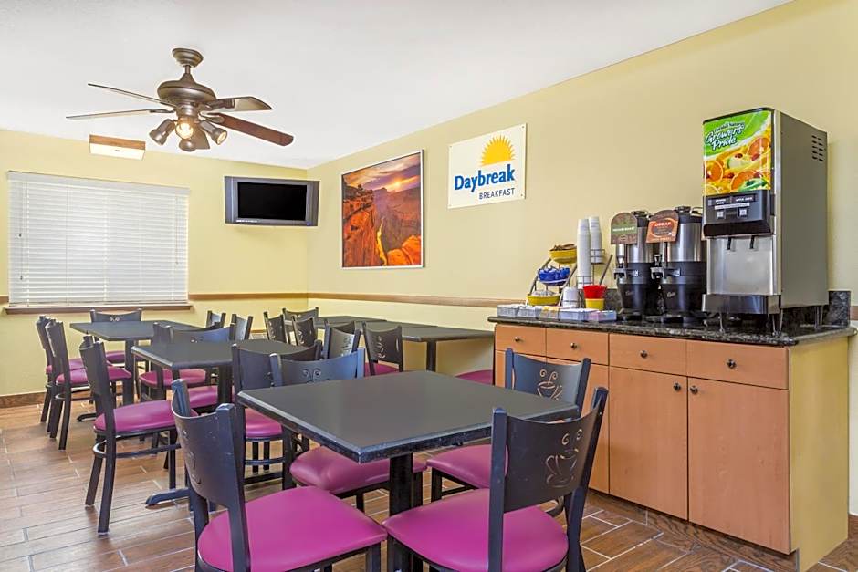 Days Inn by Wyndham Moab