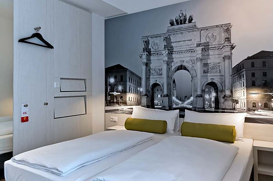 Super 8 Munich City West