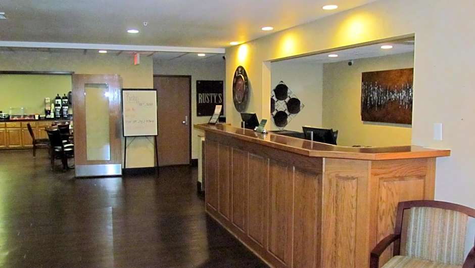 Oak Hill Inn & Suites
