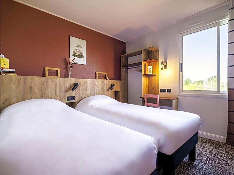 greet Hotel Castres Saix