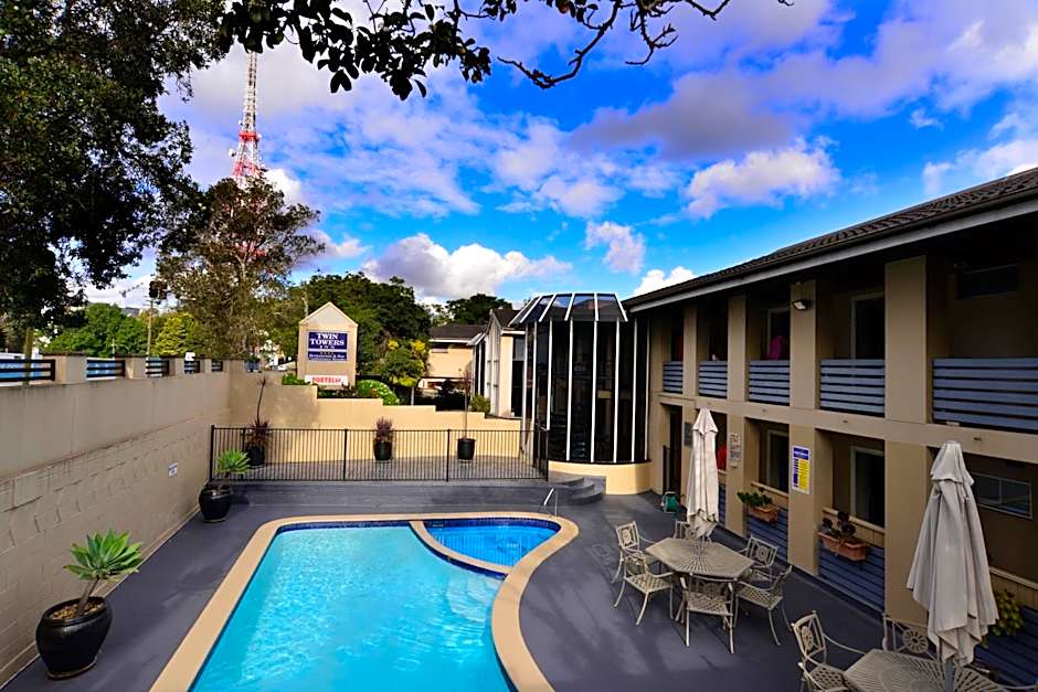 Twin Towers Inn