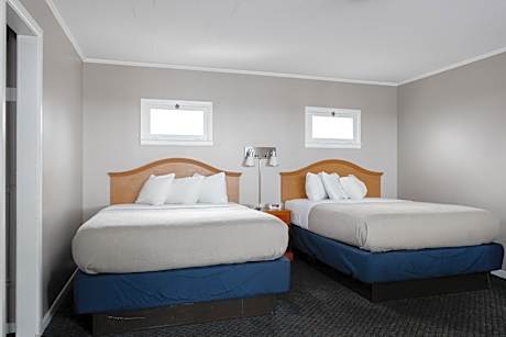 Deluxe  Room with Two Queen Beds