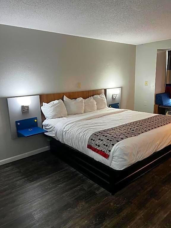 Microtel Inn & Suites by Wyndham Atlanta Airport