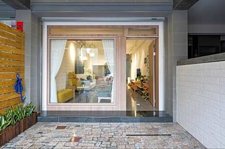 MEET YU B&B (Yu Ni Xiang Yu)