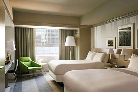 Business Queen Room with Two Queen Beds - Non-Smoking