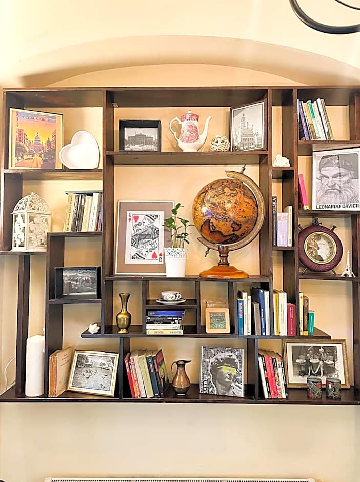 Explorer B&B Old Town Rooms & Apartment #don't be a tourist, be an Explorer!