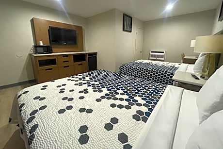 2 Queen Beds Non-Smoking