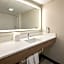 Holiday Inn Express and Suites Meriden By IHG