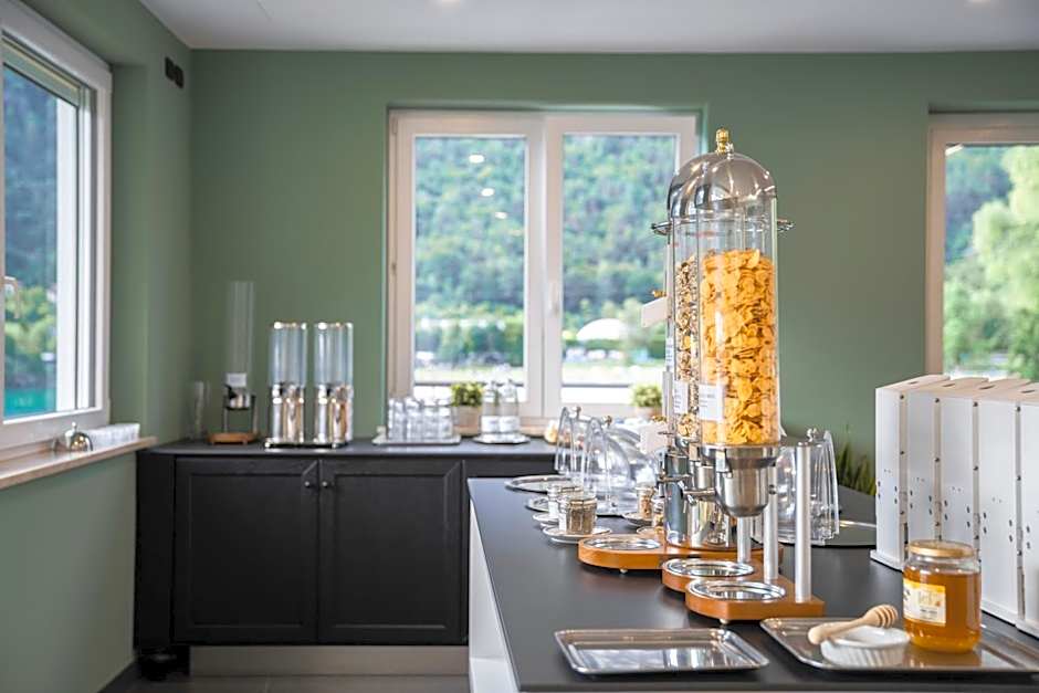 Panoramic Hotel San Carlo Ledro