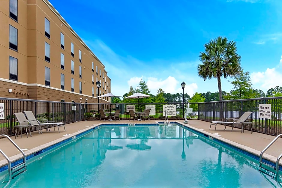 Hampton Inn By Hilton And Suites Savannah-Airport