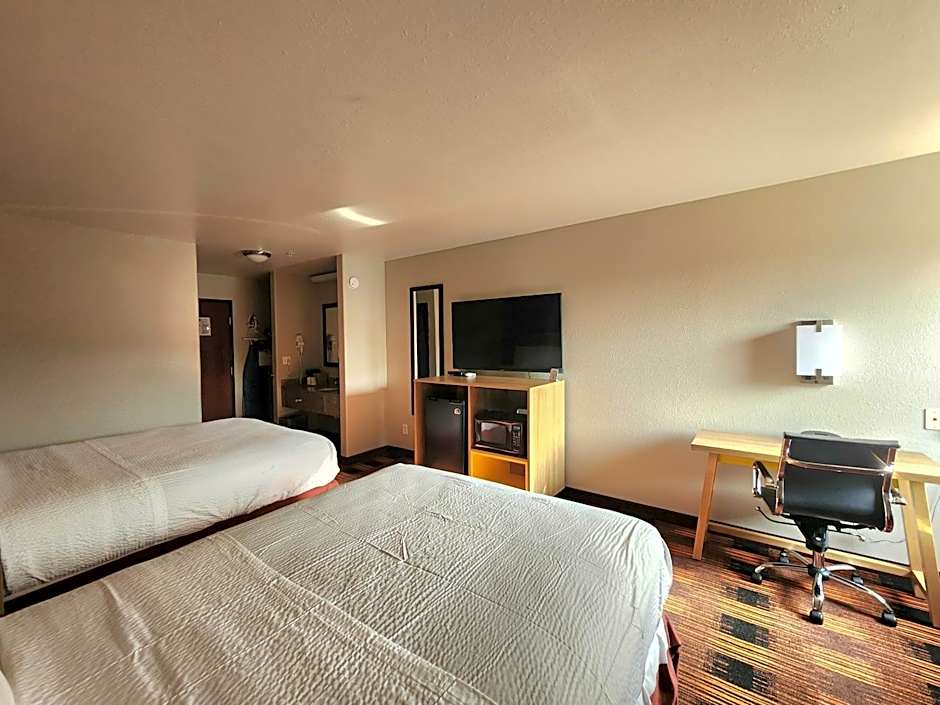 Days Inn by Wyndham Lumberton