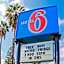 Motel 6-Visalia, CA