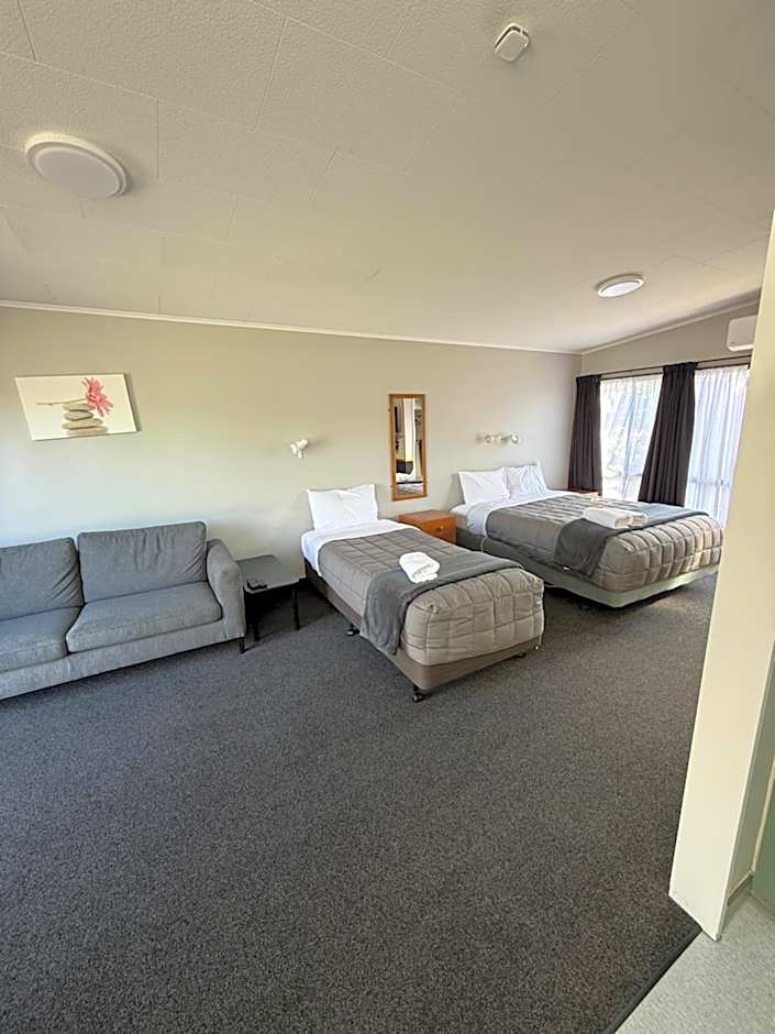 ASURE Sundowner Motel