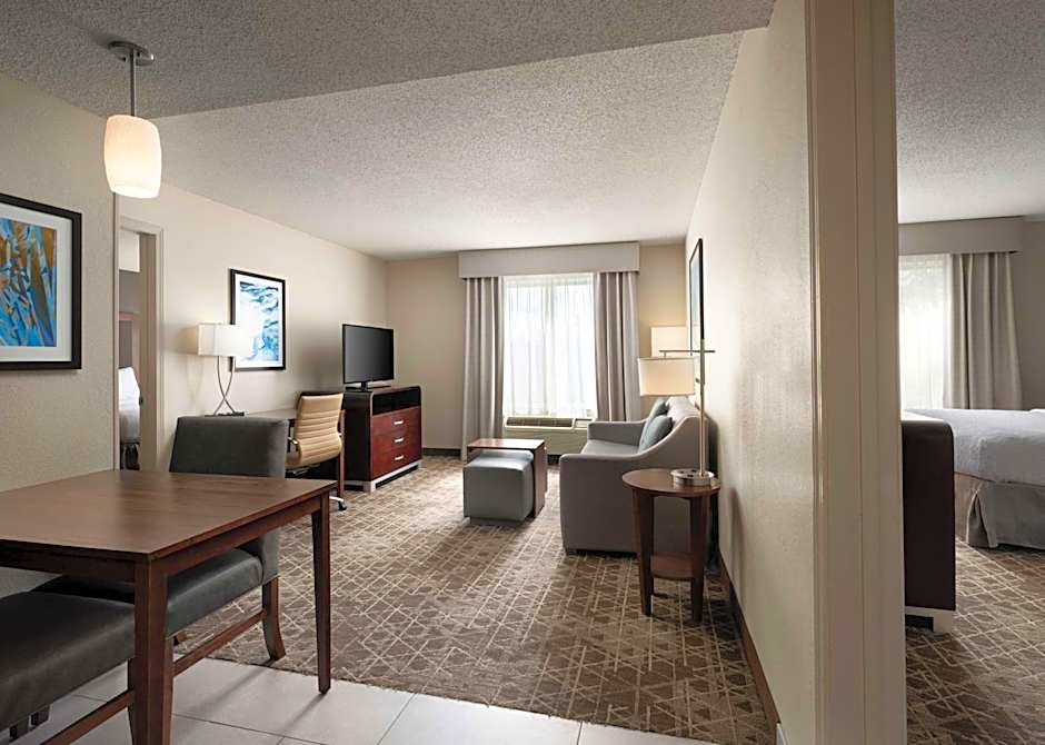 Homewood Suites By Hilton Somerset Nj