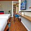 Holiday Inn Express Nanjing Xuanwu Lake By IHG
