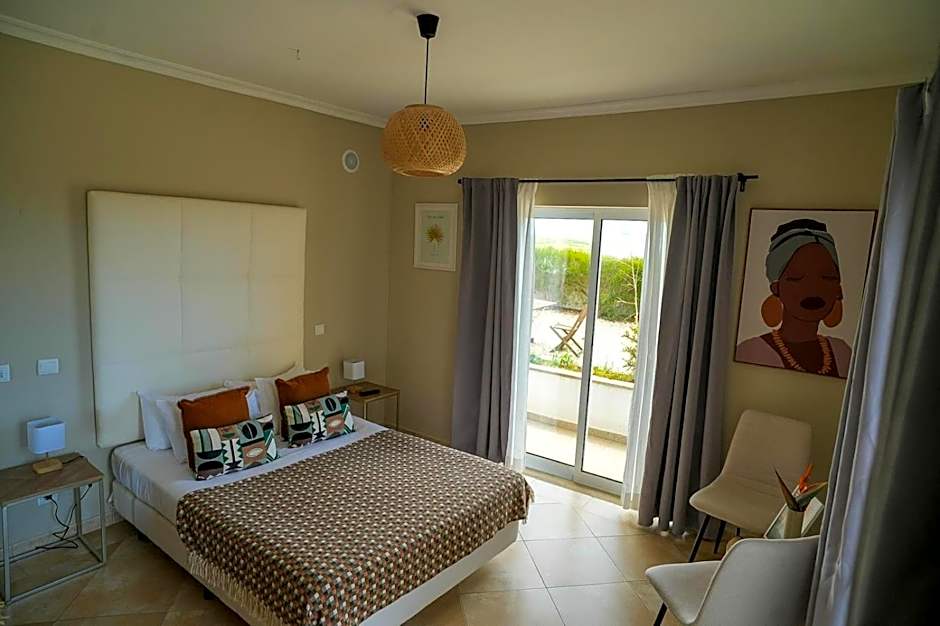 Arrifana Destination Suites