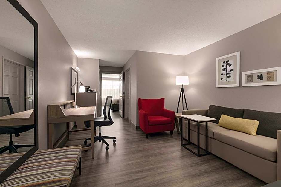 Country Inn & Suites by Radisson, London, KY