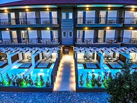 Royal Hotel and Suites