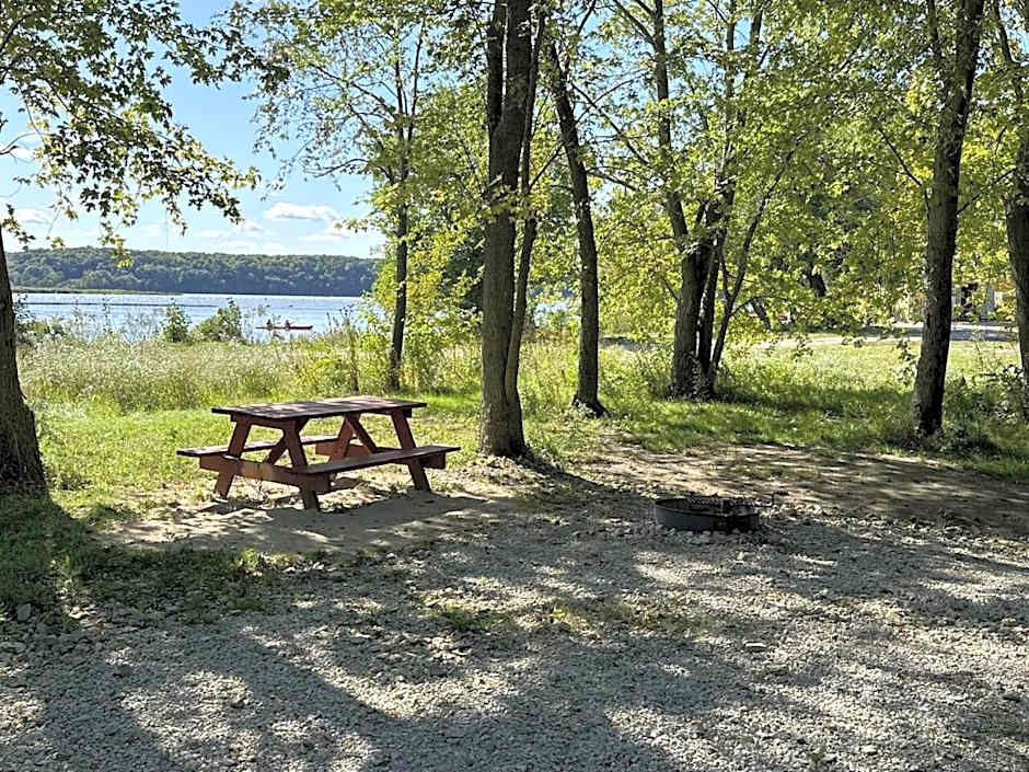 KAYAK STARVED ROCK CAMPGROUND