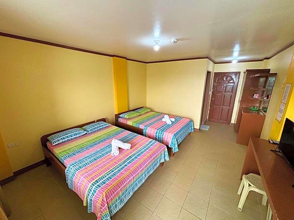 White Beach Hotel Puerto Galera powered by Cocotel