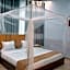 Chimpanzee Lodge