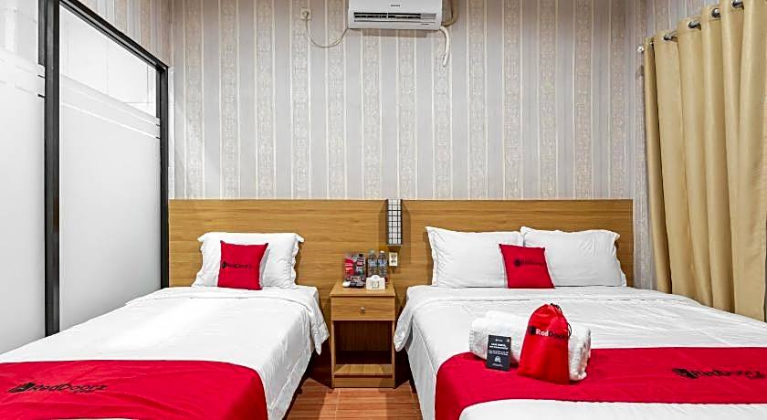 RedDoorz Syariah @ Danau Kerinci Sawojajar