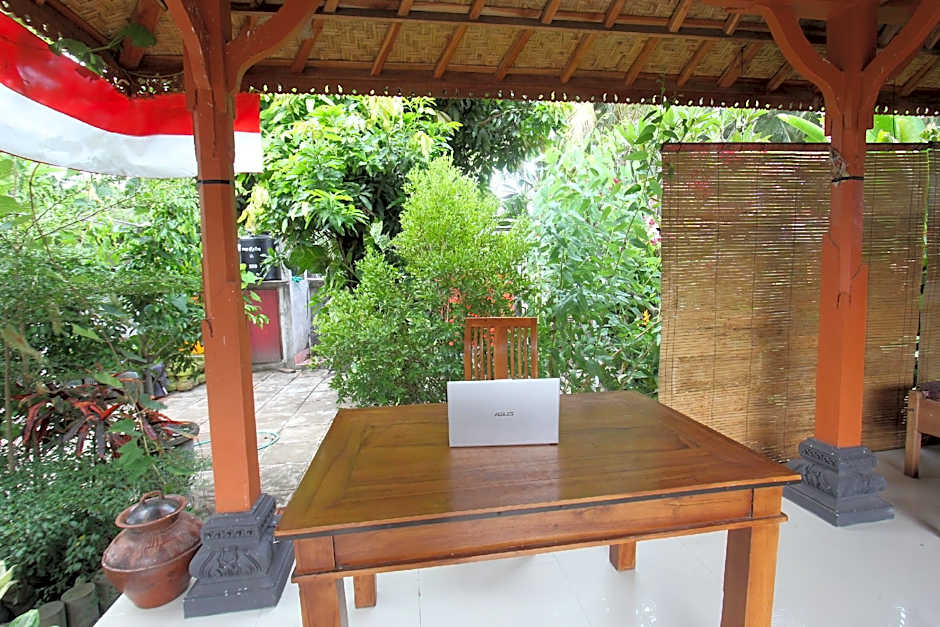 OYO Life 93015 Kos Anto