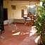 Jungle Palace Homestay
