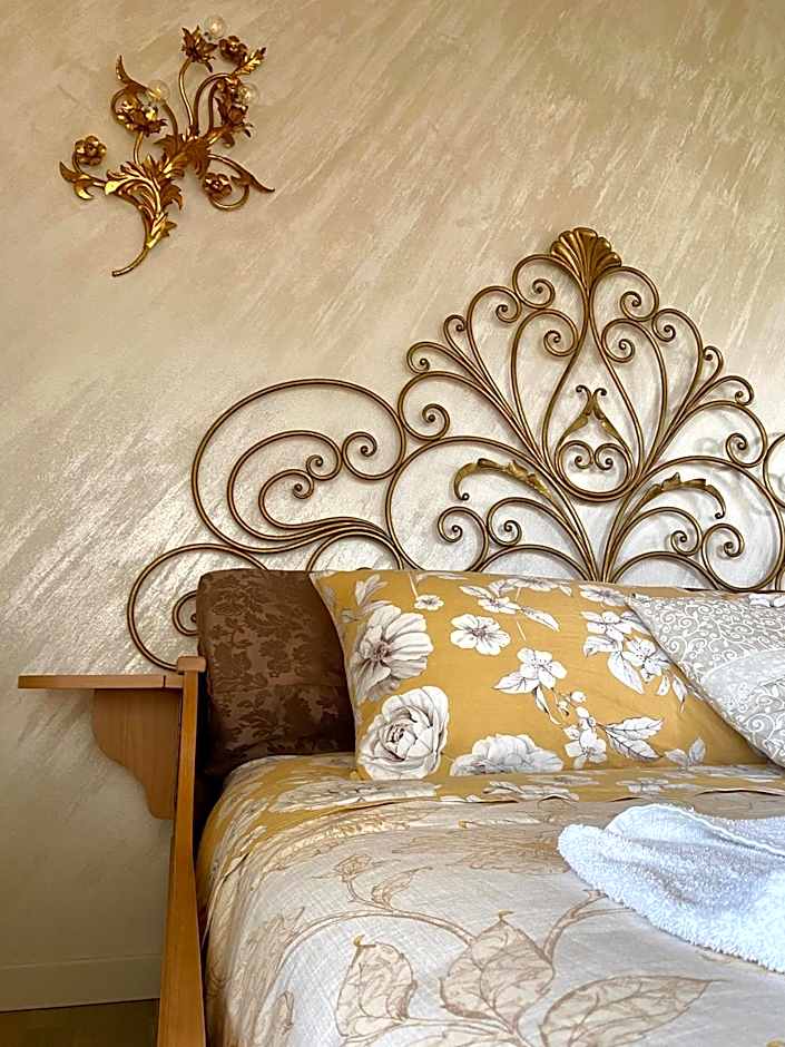 ROSETO HOLIDAYS AZZURRO