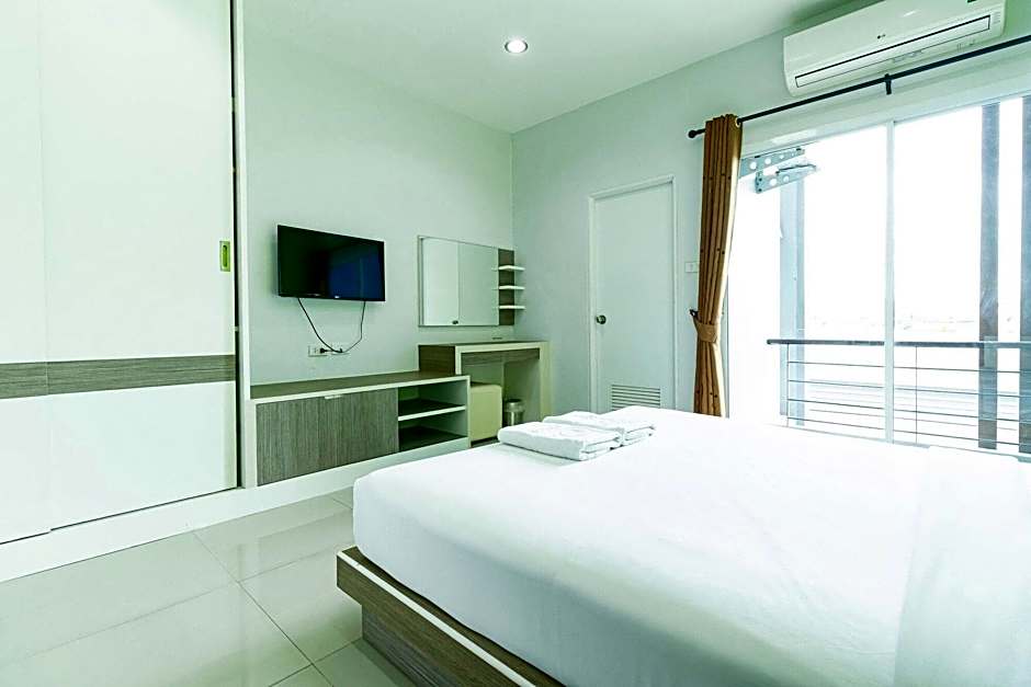 Udee Living Place