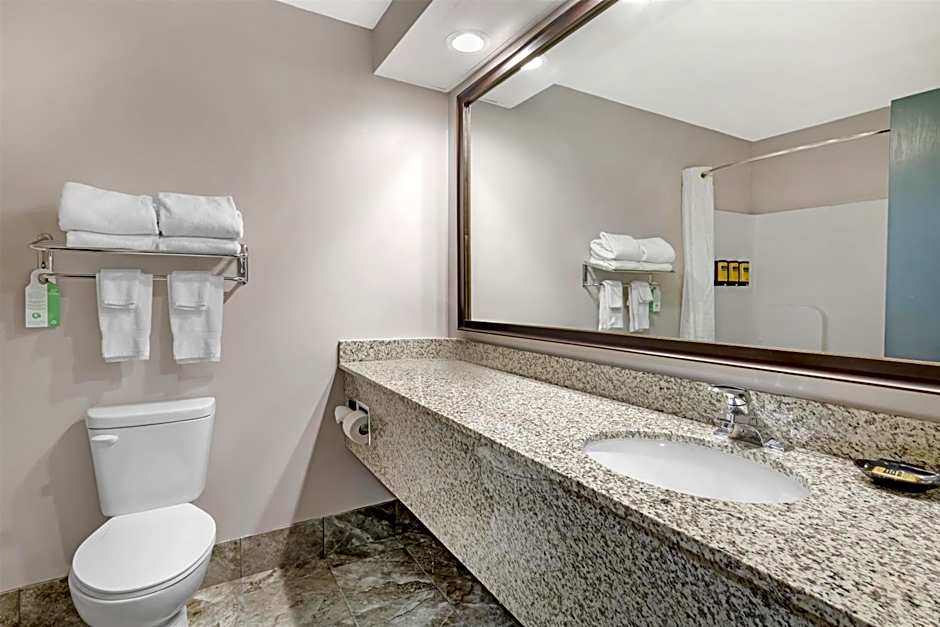 Best Western Plus Eau Claire Conference Center