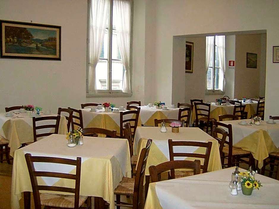 Hotel St. James