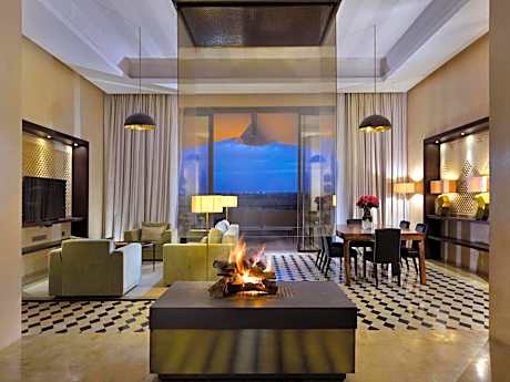 Presidential King Suite with View