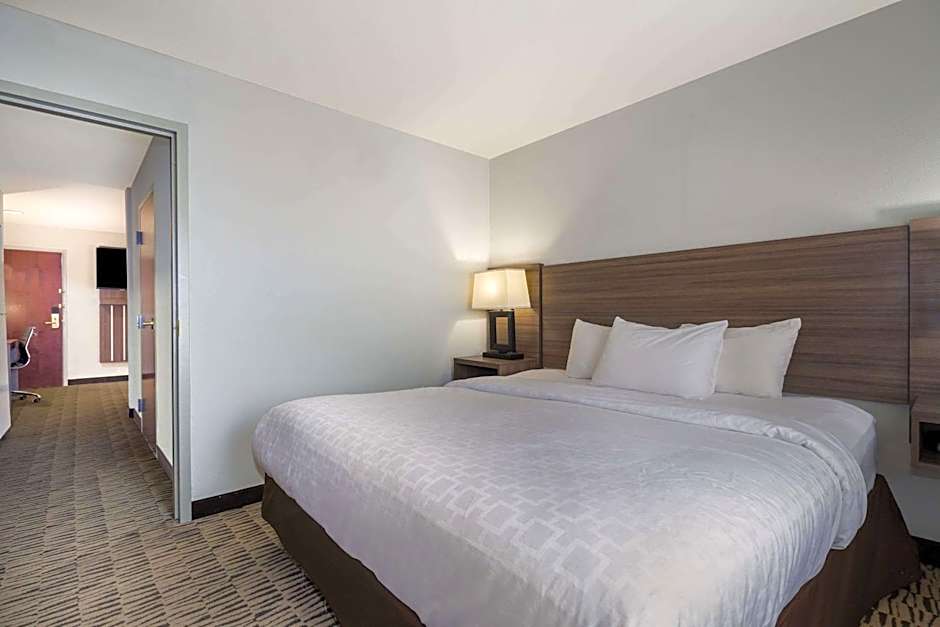 Clarion Pointe Charleston - West Ashley