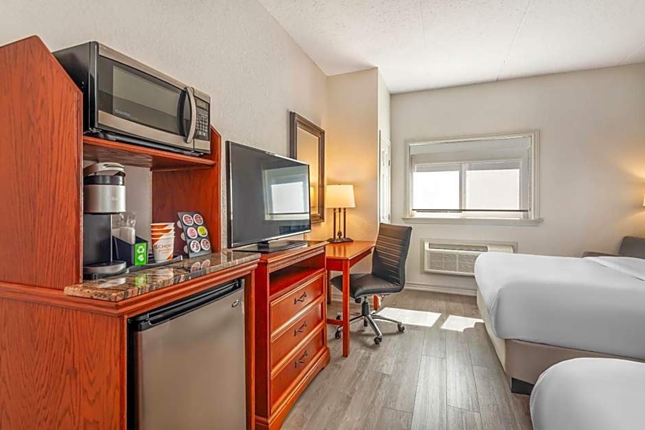 Comfort Inn & Suites Thousand Islands Harbour District