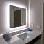 Holiday Inn Express & Suites Seattle South - Tukwila By IHG