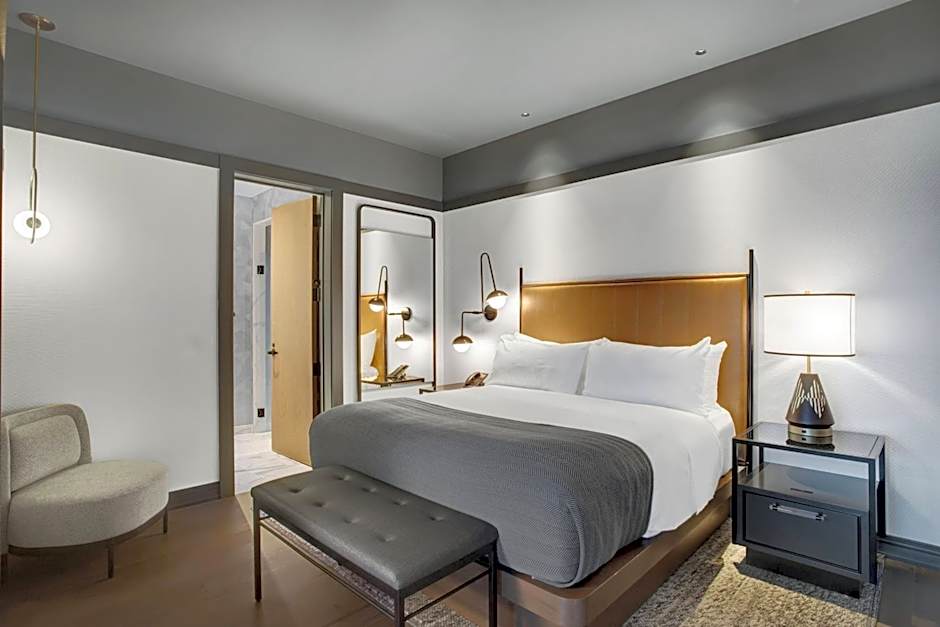 The Farnam, Autograph Collection