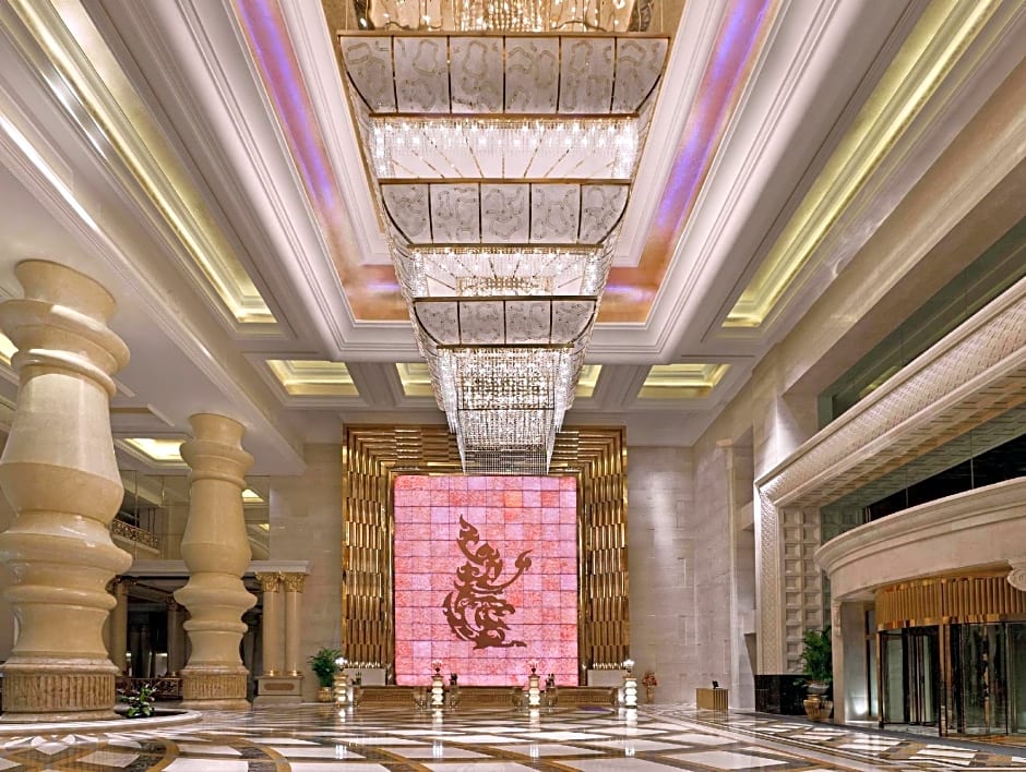 Sheraton Chongqing Hotel