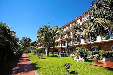Hotel Caparena