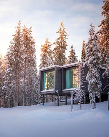 Arctic TreeHouse Hotel