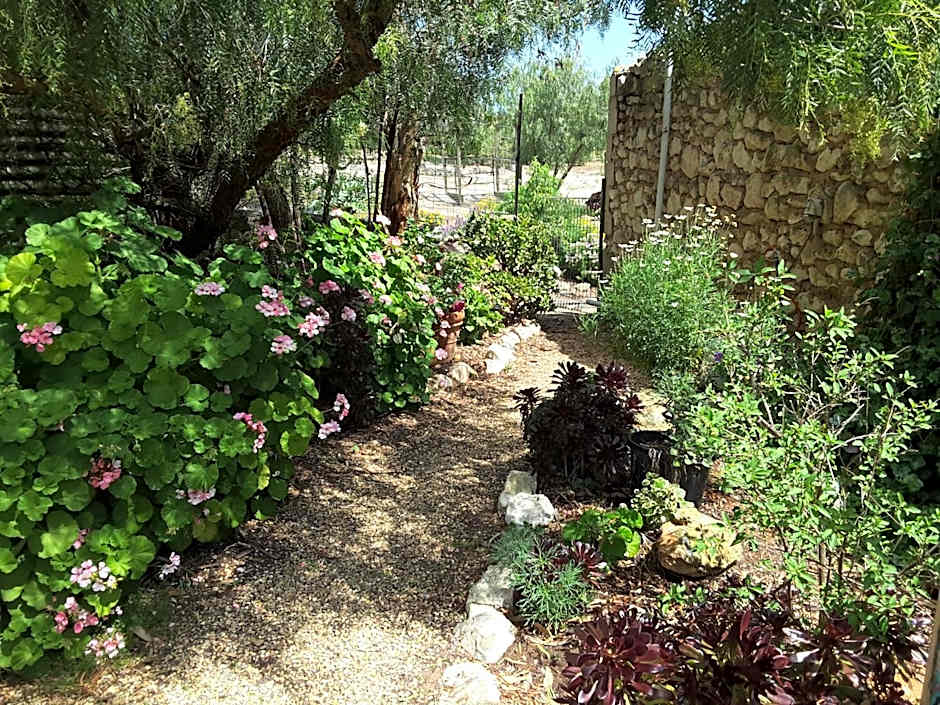 A La Folly The Retreat