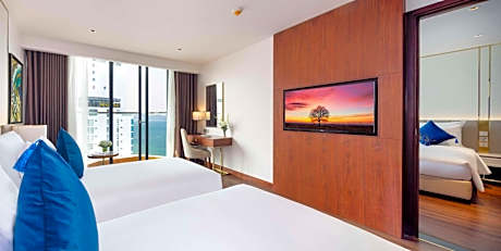 Superior Twin Connecting Room