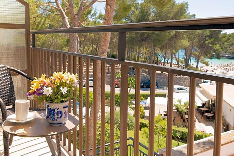 Hotel Playa Mondragó