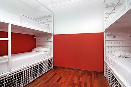 Bed in 4-Bed Mixed Dormitory Room