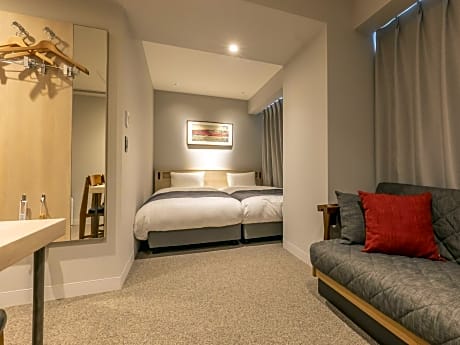 Triple Room - Non-Smoking - No Cleaning