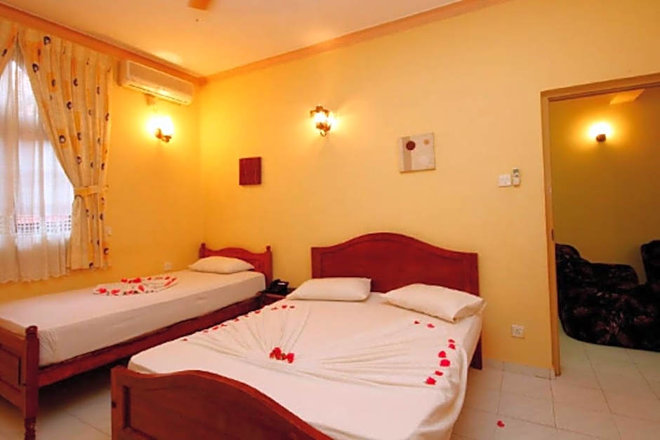 Paradise Holiday Village