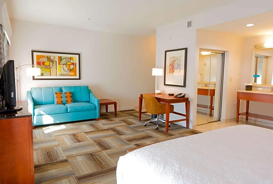 Hampton Inn By Hilton & Suites Riverside Corona East