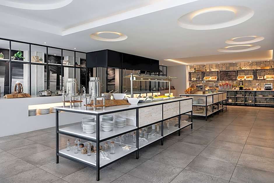 Protea Hotel by Marriott Fire & Ice! Durban Umhlanga Ridge