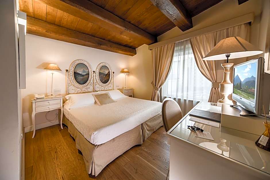 Hotel & Residenza 100 Torri